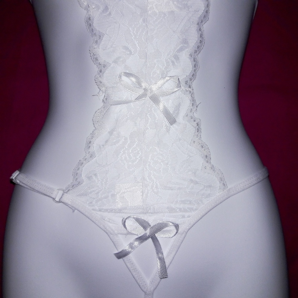 White Rose Sheer Lace w/Bows G-String Bodysuit O/S - Picture 4 of 5
